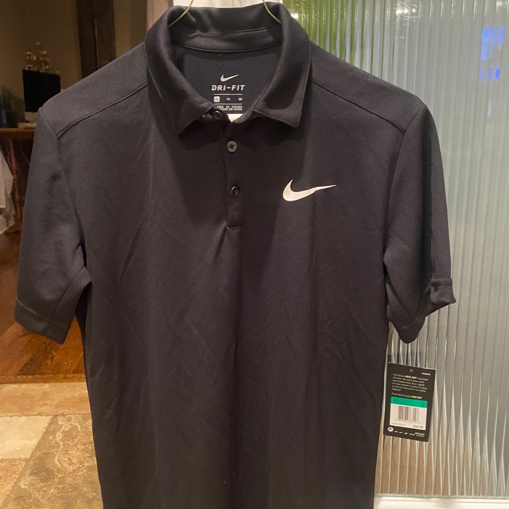 Nike Collared Dry Fit